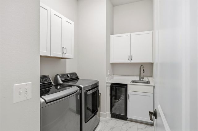 4704 Eberly ST, Austin, TX 78723