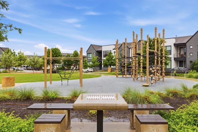 4704 Eberly ST, Austin, TX 78723