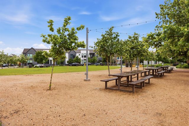 4704 Eberly ST, Austin, TX 78723