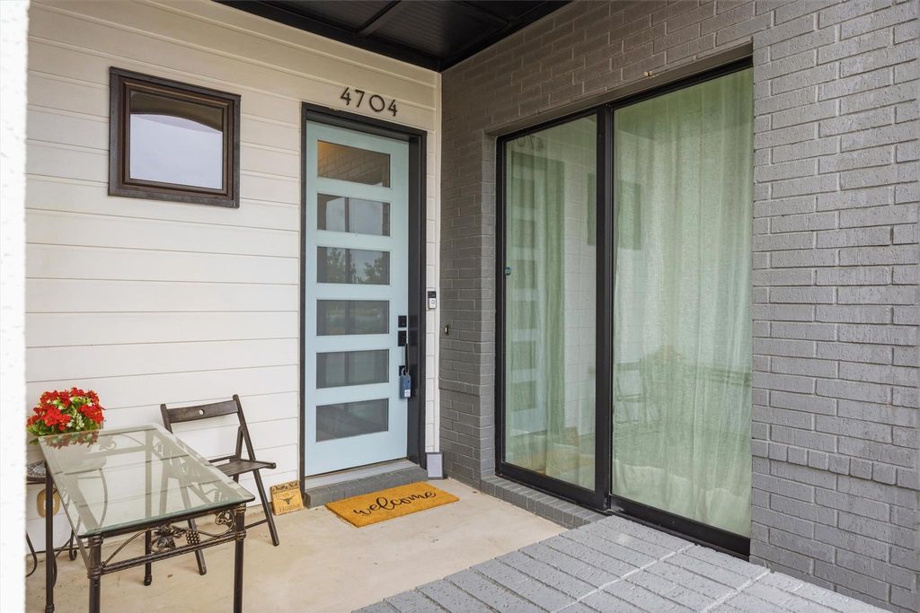 4704 Eberly ST, Austin, TX 78723