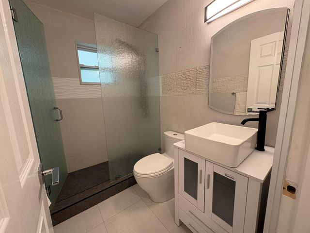 1032 NE 16th Terrace, Fort Lauderdale, FL 33304