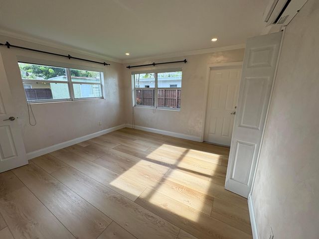 1032 NE 16th Terrace, Fort Lauderdale, FL 33304