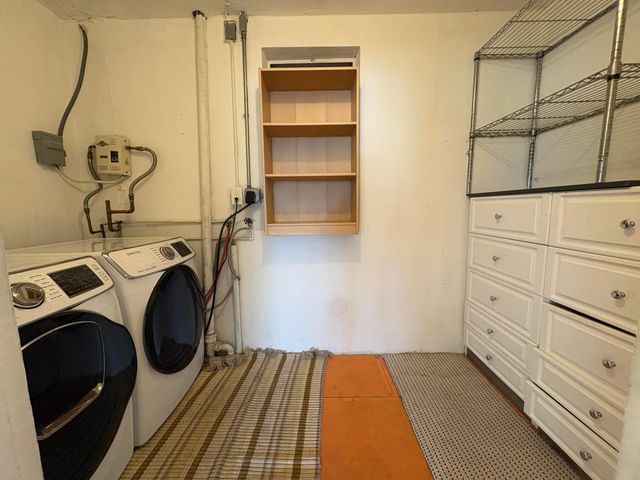 1032 NE 16th Terrace, Fort Lauderdale, FL 33304