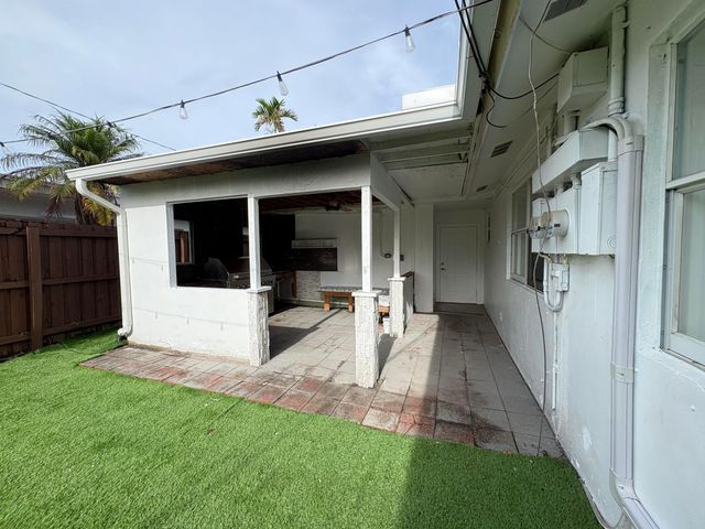 1032 NE 16th Terrace, Fort Lauderdale, FL 33304