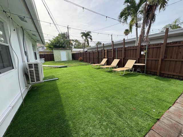 1032 NE 16th Terrace, Fort Lauderdale, FL 33304