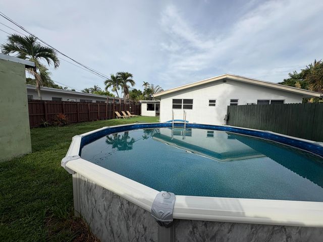 1032 NE 16th Terrace, Fort Lauderdale, FL 33304