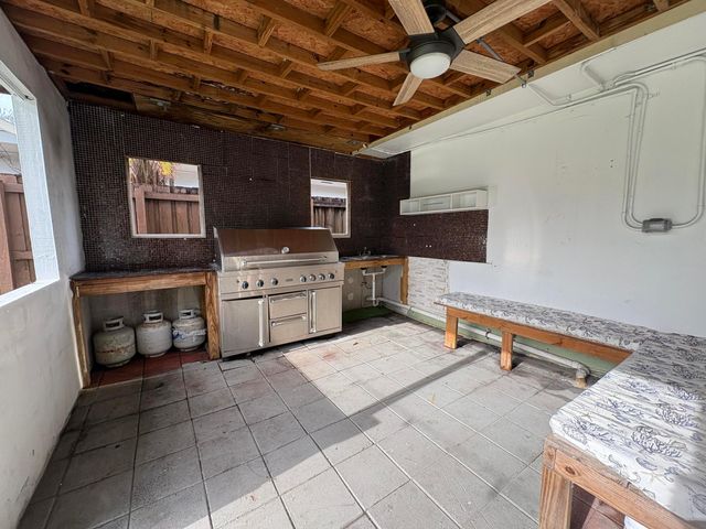 1032 NE 16th Terrace, Fort Lauderdale, FL 33304