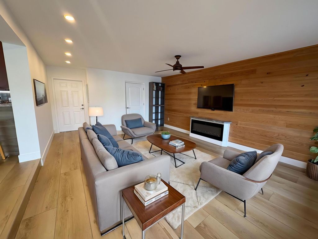 1032 NE 16th Terrace, Fort Lauderdale, FL 33304