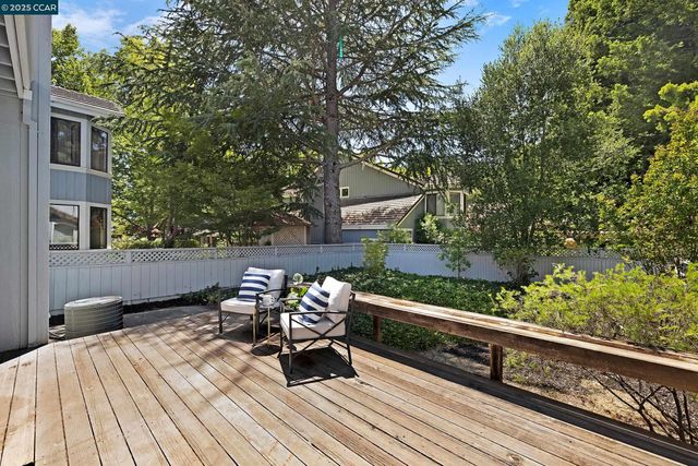 205 Kingswood Ct, Danville, CA 94506