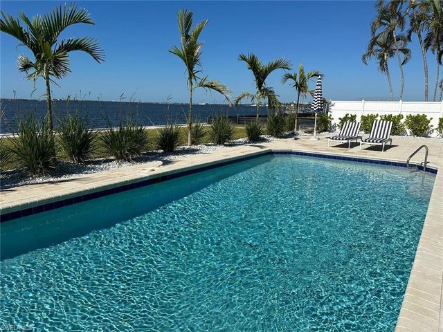 656 Coral DR, Cape Coral, FL 33904