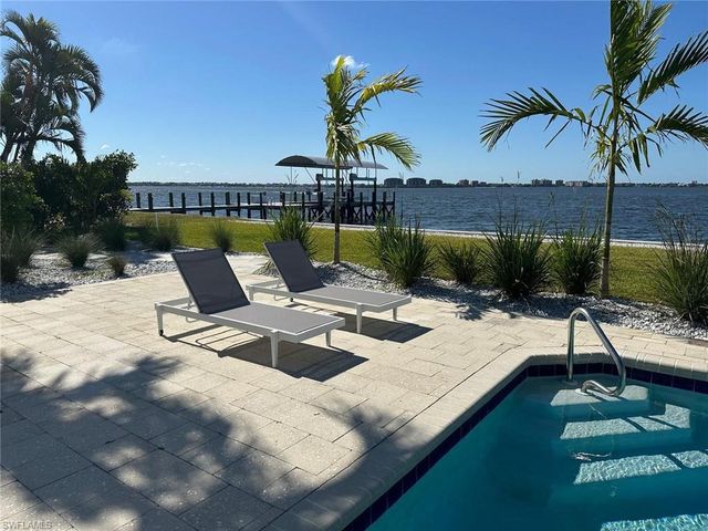 656 Coral DR, Cape Coral, FL 33904