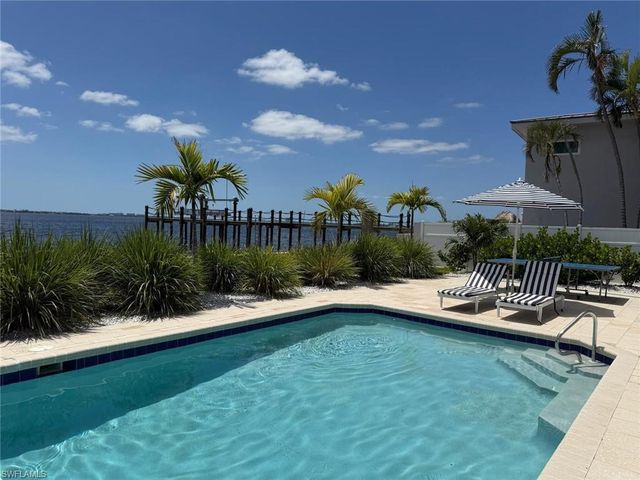656 Coral DR, Cape Coral, FL 33904
