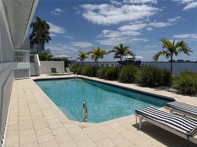656 Coral DR, Cape Coral, FL 33904
