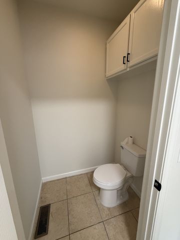 397 Buck Perry Rd, Bethpage, TN 37022