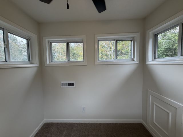 397 Buck Perry Rd, Bethpage, TN 37022