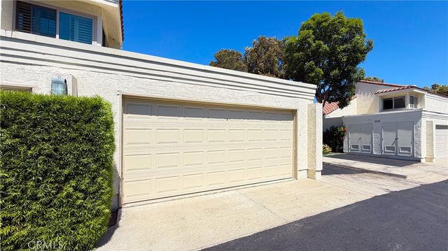 12 Navarre, Irvine, CA 92612