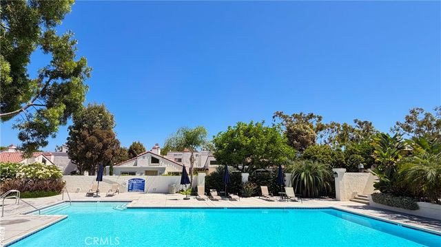 12 Navarre, Irvine, CA 92612