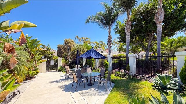 12 Navarre, Irvine, CA 92612