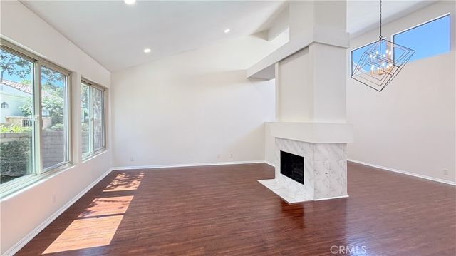 12 Navarre, Irvine, CA 92612