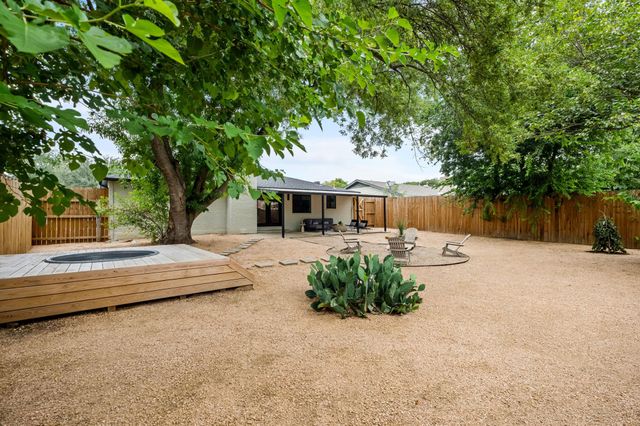 6509 Starstreak DR, Austin, TX 78745