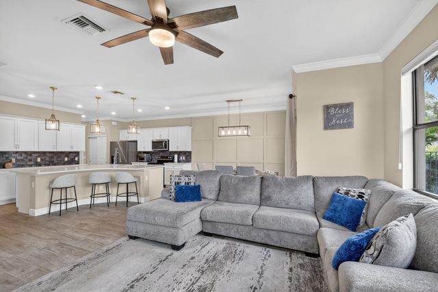 4573 San Fratello Circle, Lake Worth, FL 33467