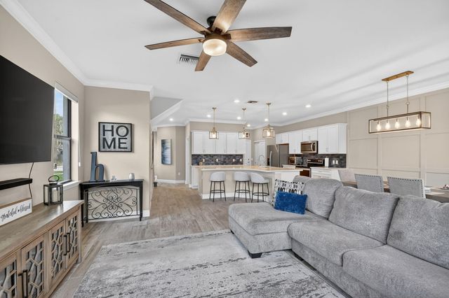 4573 San Fratello Circle, Lake Worth, FL 33467