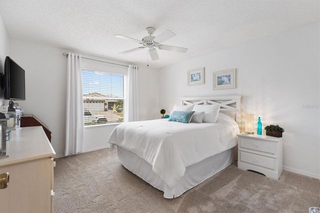 964 KINGMONT TERRACE, The Villages, FL 32162