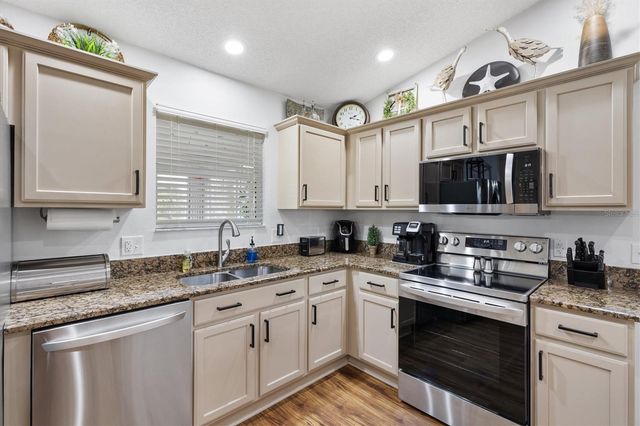 964 KINGMONT TERRACE, The Villages, FL 32162