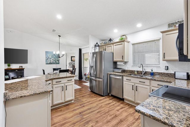 964 KINGMONT TERRACE, The Villages, FL 32162