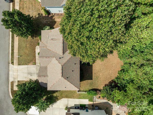 1636 Beacon Hill Court, Rock Hill, SC 29730