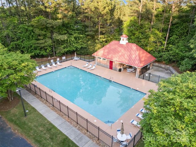 1636 Beacon Hill Court, Rock Hill, SC 29730