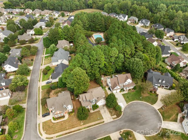 1636 Beacon Hill Court, Rock Hill, SC 29730