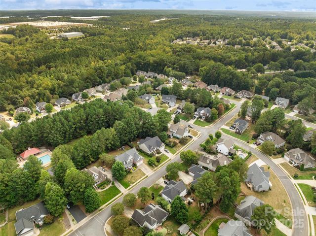 1636 Beacon Hill Court, Rock Hill, SC 29730