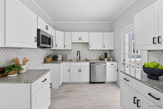 66 Woodside Avenue, Buffalo, NY 14220