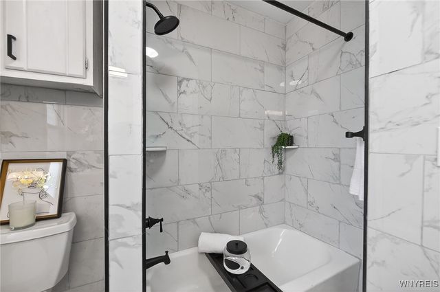 66 Woodside Avenue, Buffalo, NY 14220