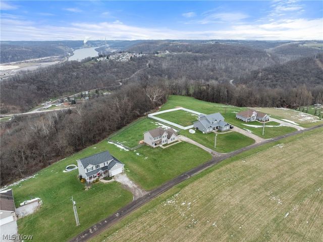 111 Holly Ann, Wheeling, WV 26003