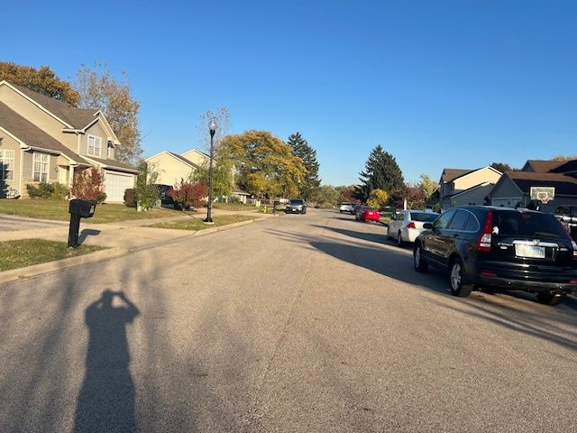 2928 W Country Club Avenue, Waukegan, IL 60085