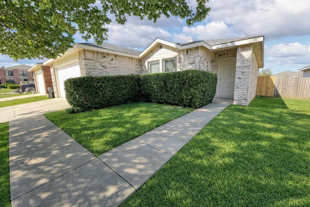 5405 Shiver Road, Fort Worth, TX 76244