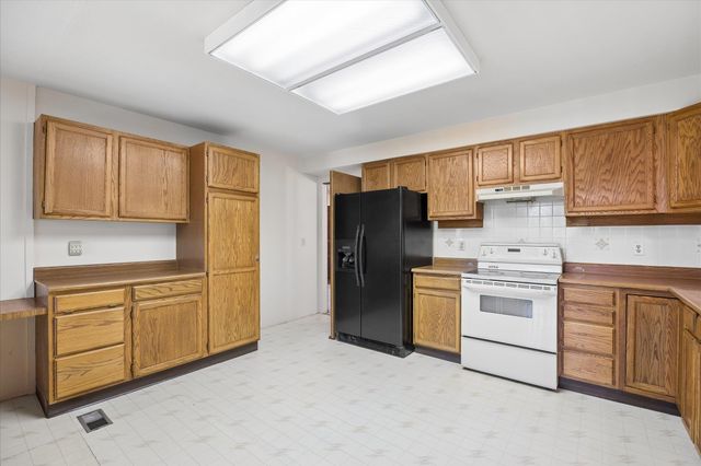 8311 N Standard St, Spokane, WA 99208