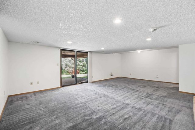 8311 N Standard St, Spokane, WA 99208