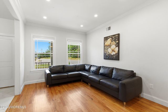 123 N Zinfandel Road, Lakewood, NJ 08701