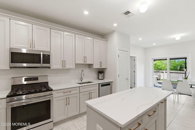 123 N Zinfandel Road, Lakewood, NJ 08701