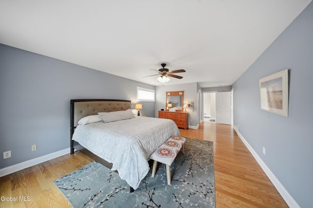 29 Heritage Court, Cohoes, NY 12047