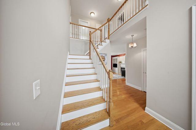 29 Heritage Court, Cohoes, NY 12047