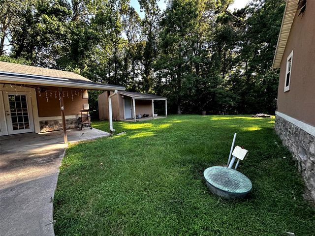 629 Hidden Oaks Drive, Point Blank, TX 77364