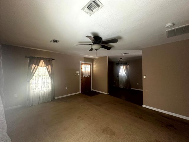629 Hidden Oaks Drive, Point Blank, TX 77364