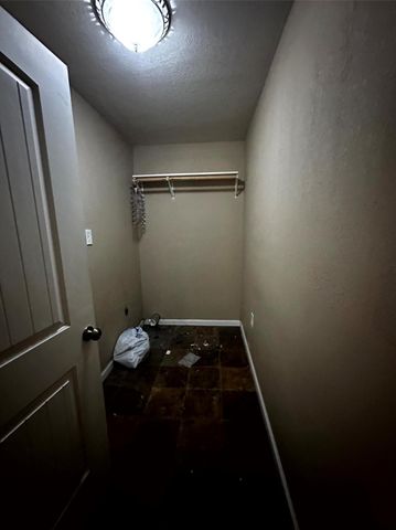 629 Hidden Oaks Drive, Point Blank, TX 77364