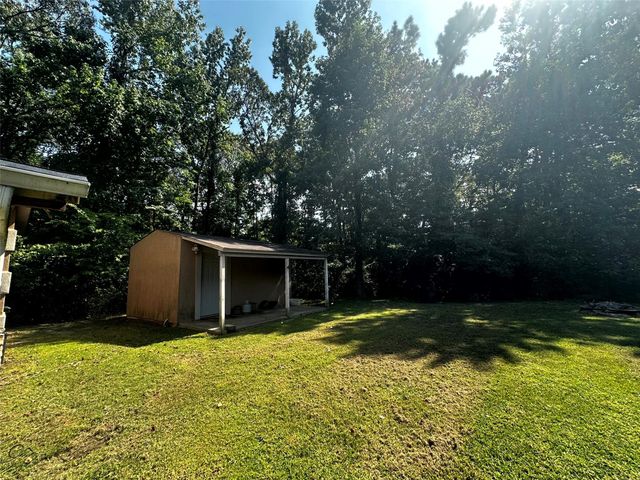 629 Hidden Oaks Drive, Point Blank, TX 77364
