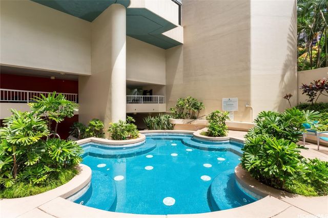 1212 Nuuanu Avenue 2702, Honolulu, HI 96817