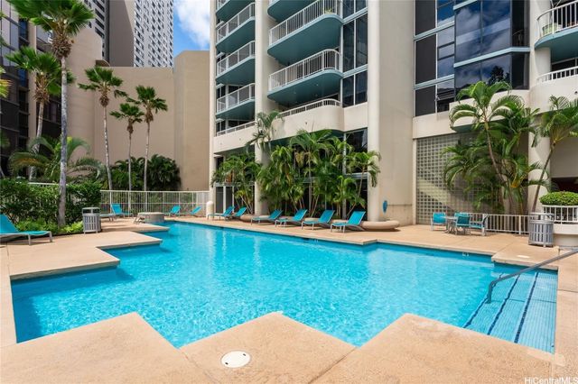 1212 Nuuanu Avenue 2702, Honolulu, HI 96817